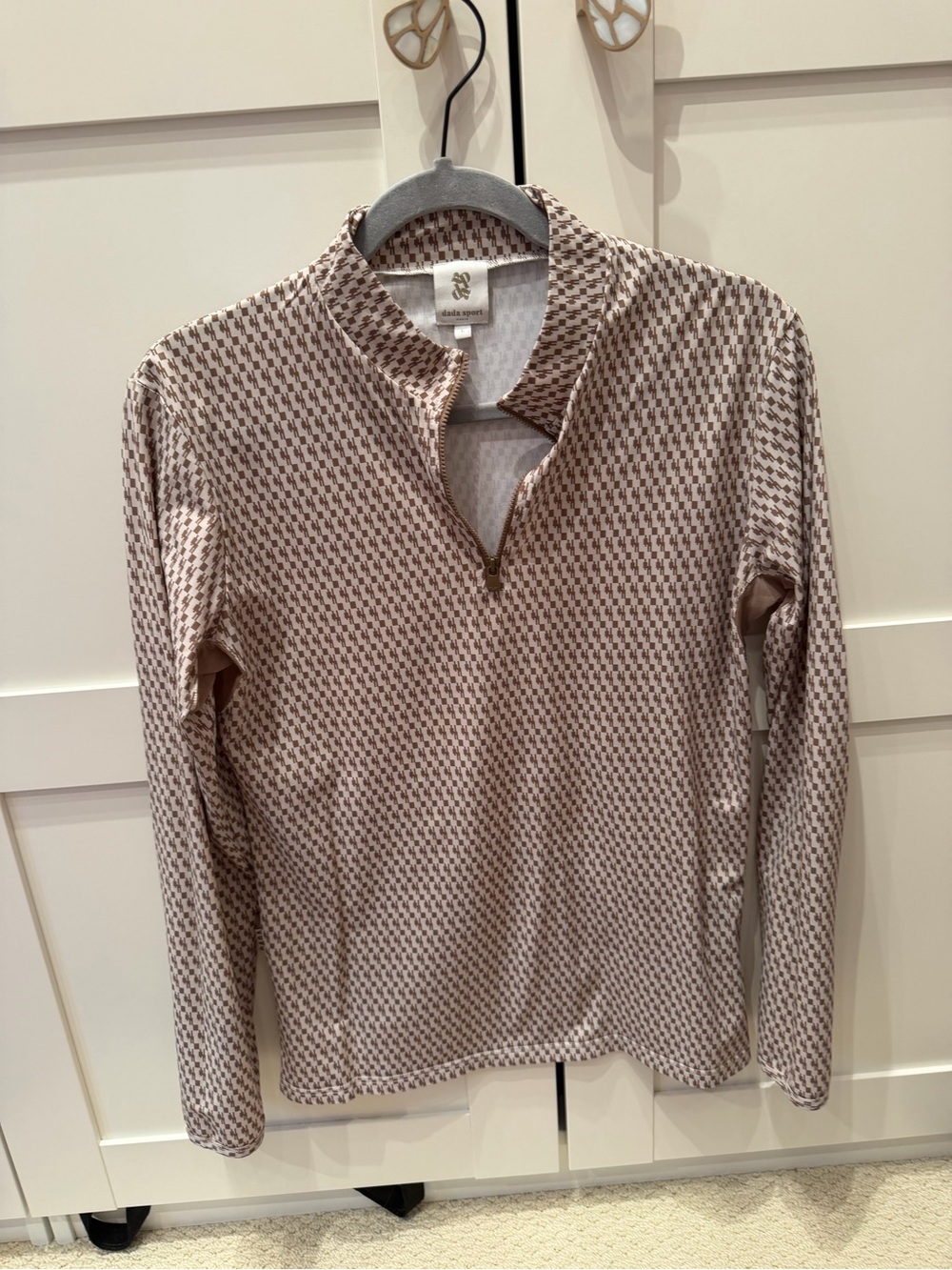 Dada Sport Taupe/Cream Printed Quarter-Zip Long Sleeve Top